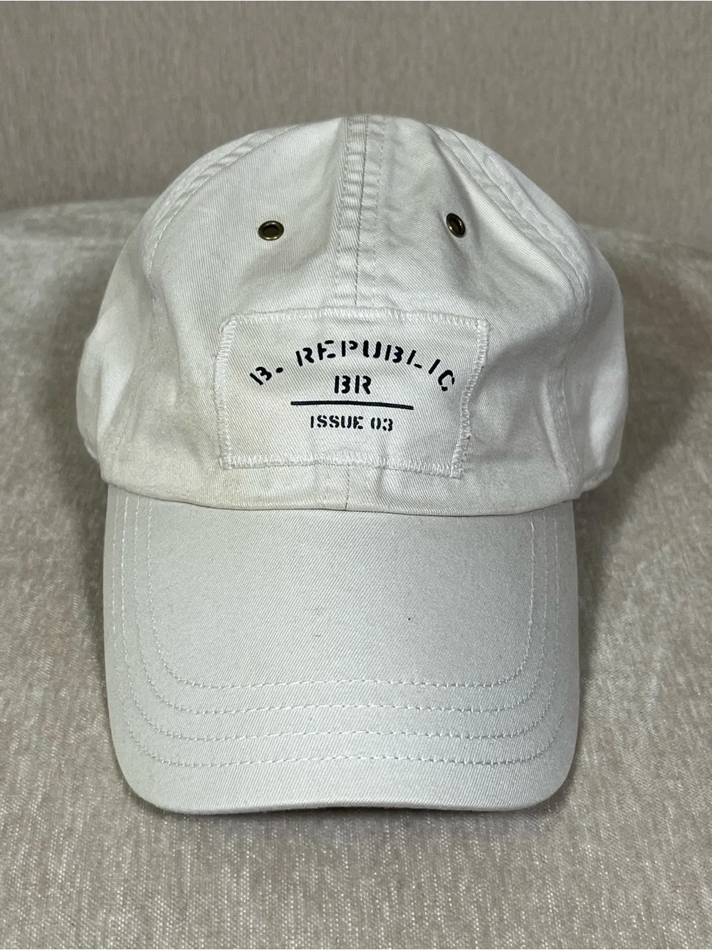 Banana Republic White Cotton Baseball Cap with Logo Patch